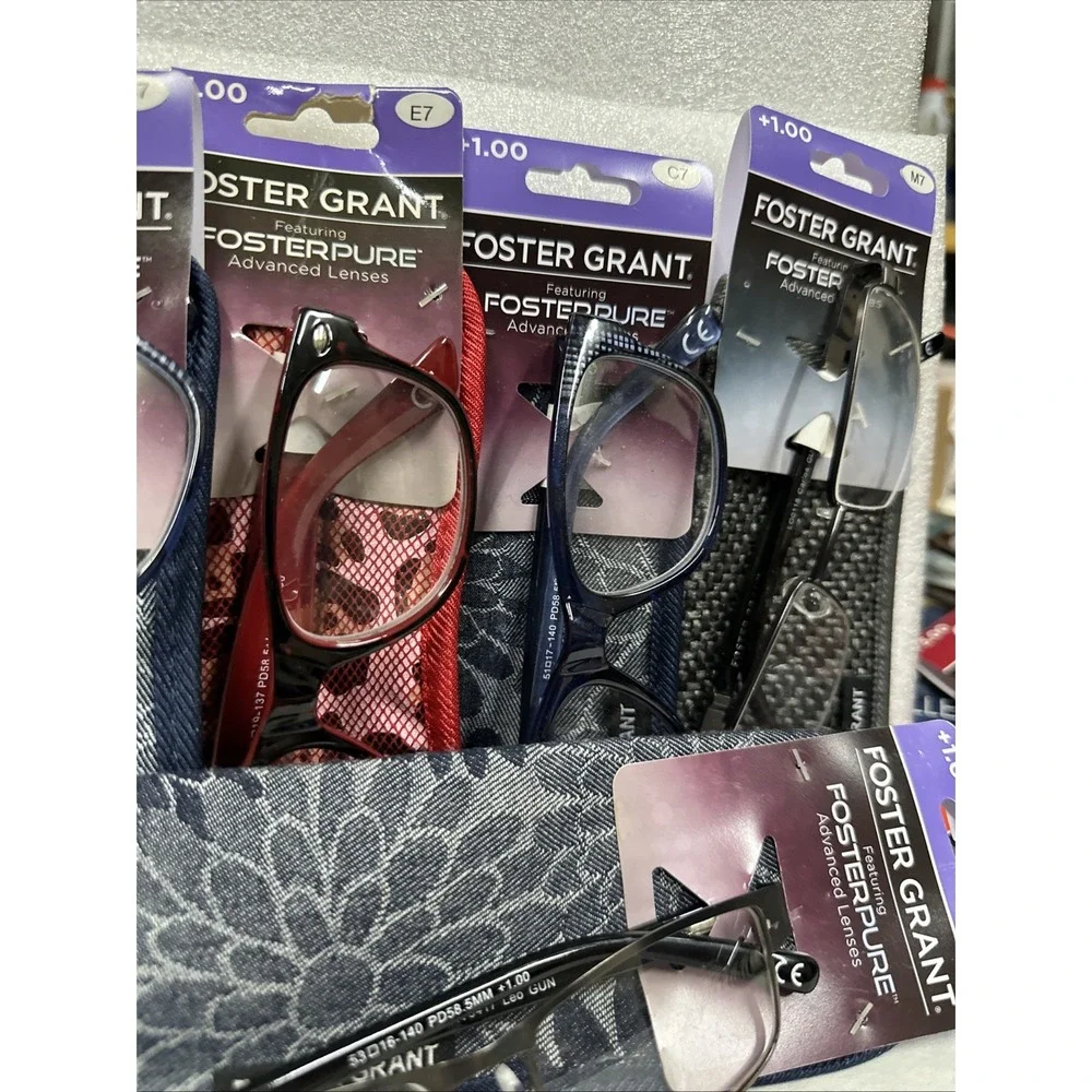 Foster Grant Design Optics Reading Glasses Set of Five +1.00 with Case‎ New Read